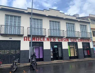 Fachada Almacén Gran Colombiano, Loja